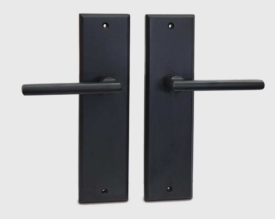 Long handle shop door knob